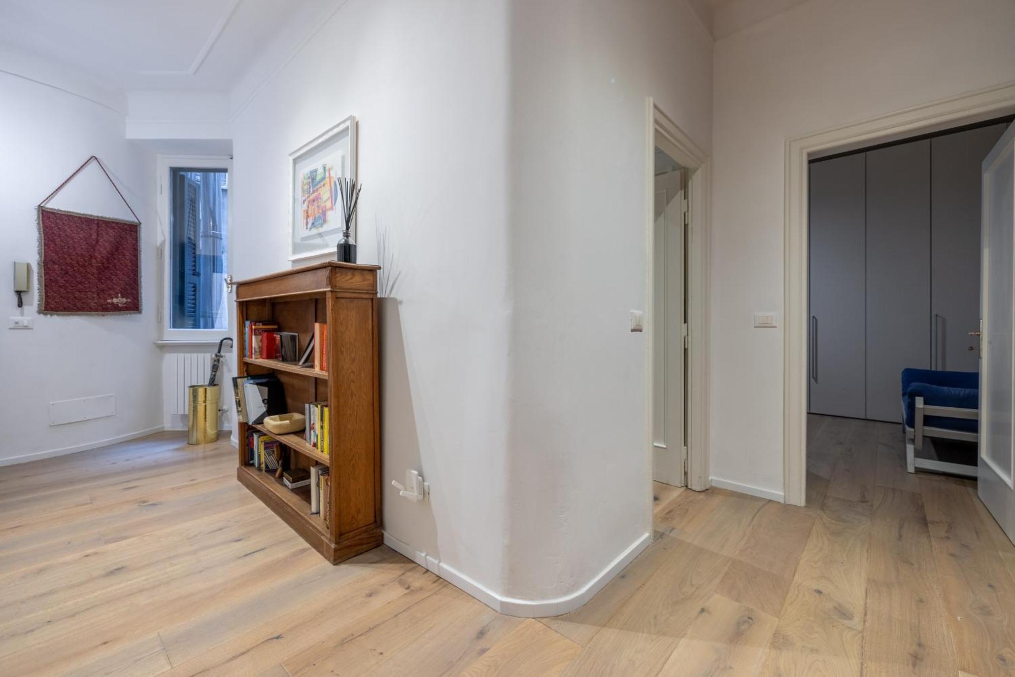 Urban Chic 2 Bedroom Vatican Escape Apartment